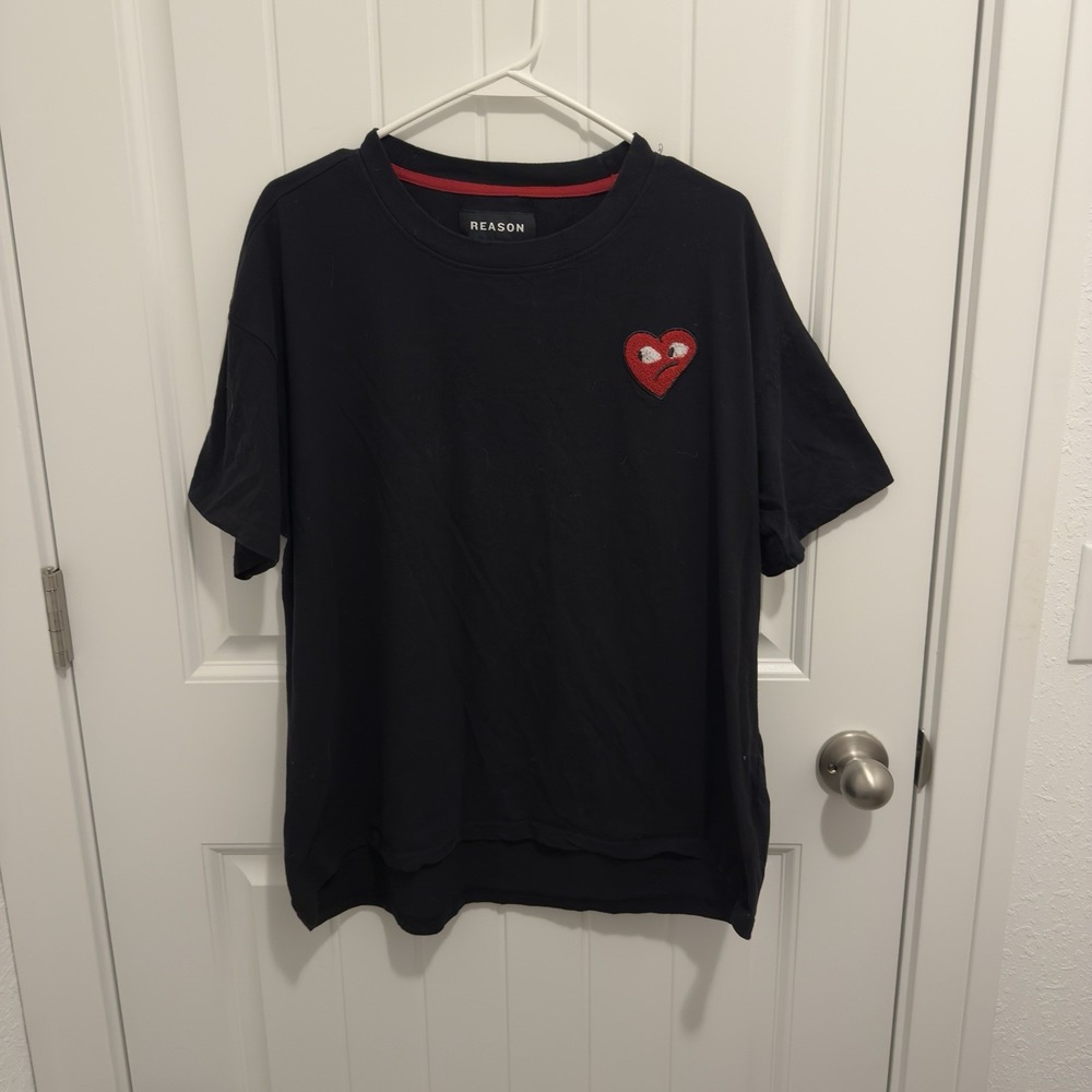 Reason Women's Black Fuzzy Red Heart Tshirt Size Large